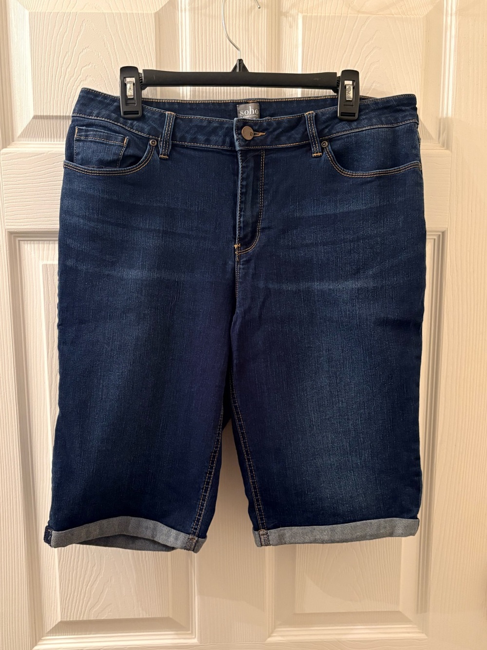 NY&C Soho Jeans Size 16 Dark Wash Denim Bermuda Shorts Cuffed Stretch